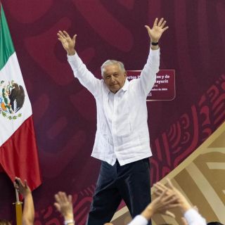 López Obrador y Sheinbaum cierran gira de transición
