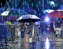 Simultáneamente, los remanentes de 