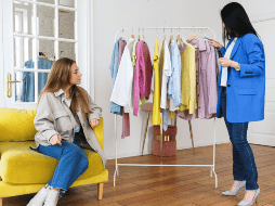 Si bien algunos colores pueden asociarse con ciertos rasgos de personalidad o comportamientos negativos, es esencial recordar que cada individuo es único. CANVA