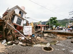 Las colonias altas de Acapulco, que también son las más humildes, son las que mayor devastación sufrieron. EFE