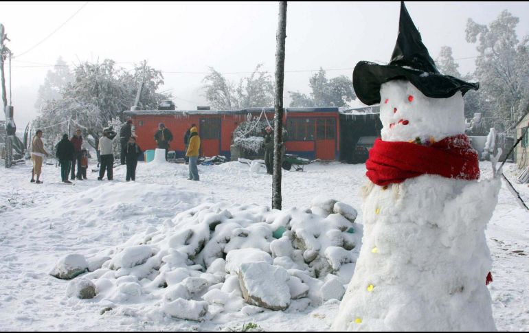 El volcán Cofre de Perote, con más de 4 mil metros de altura, es uno de los destinos más visitados para ver nieve, pues se trata de un área natural protegida. NTX / ARCHIVO