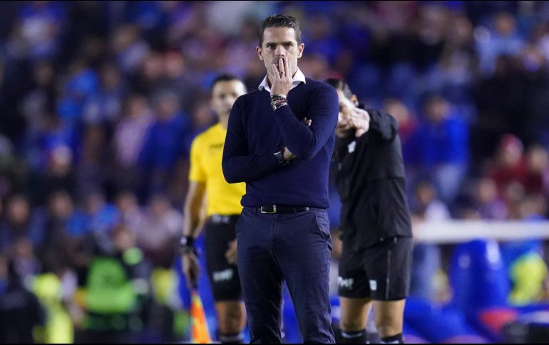 Gago fue cuestionado después del duelo entre Chivas y Monterrey, sobre estas especulaciones y la posibilidad de dirigir a Boca, a lo que respondió tajantemente que no había existido ningún acercamiento. IMAGO7