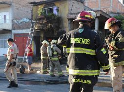 El primer piso del inmueble quedó completamente consumido por las llamas. ESPECIAL / PROTECCIÓN CIVIL Y BOMBEROS DE GUADALAJARA