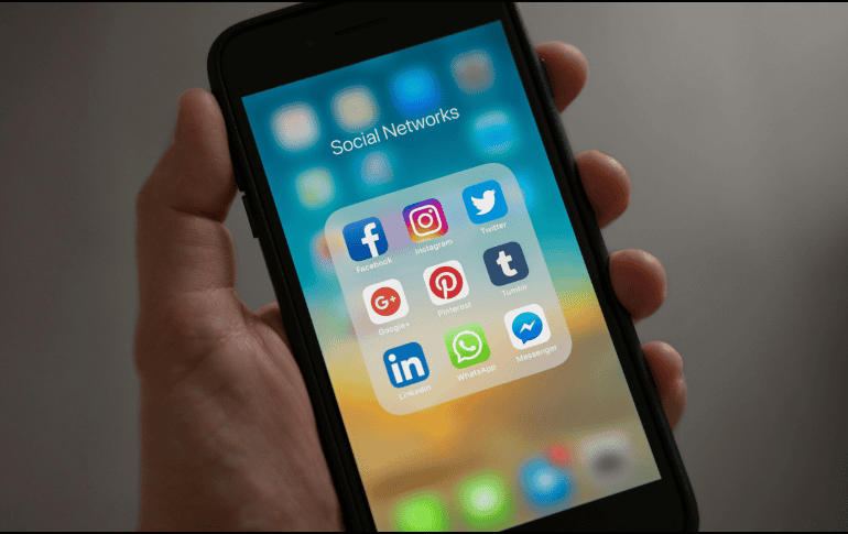 La memoria interna de tu celular se puede llenar muy rápido. Pexels