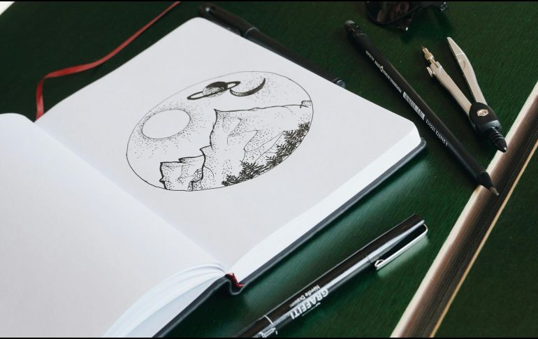 La lista del Inktober se publica cada año en Internet, y puedes consultarla todos los días. ESPECIAL / Foto de Maryna Kazmirova en Unsplash