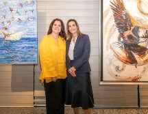 Cecilia Ibarra y Martha Moragrega en la inauguración de la exposición Gratus en la galería piso 5. GENTE BIEN JALISCO/ Jorge Soltero