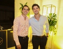 Luis Parra y Daniel Morales en el showroom de Sao Paulo Urbano. GENTE BIEN JALISCO/ Antonio Martínez