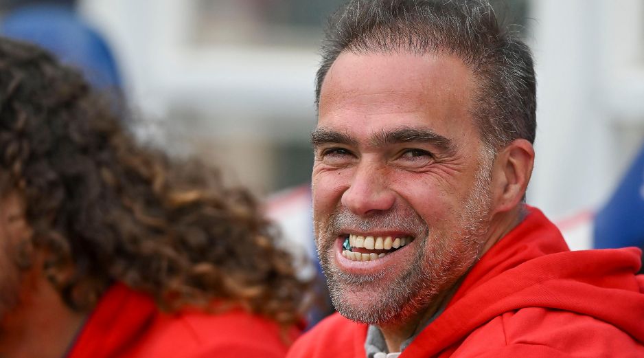 Está tarde en el club Chivas Verde Valle se llevó acabo una reunión con el cuerpo técnico de Fernando Gago, en donde participaron Fabricio Coloccini y el preparador físico Roberto Luzzi, sin embargo el único ausente en la charla fue Federico Insúa. IMAGO7