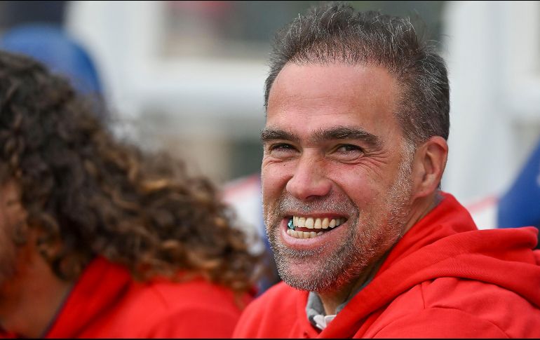 Está tarde en el club Chivas Verde Valle se llevó acabo una reunión con el cuerpo técnico de Fernando Gago, en donde participaron Fabricio Coloccini y el preparador físico Roberto Luzzi, sin embargo el único ausente en la charla fue Federico Insúa. IMAGO7