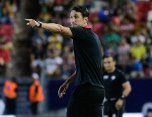 Atlas se prepara para enfrentar a Chivas este sábado en el Clásico Tapatío, y el técnico Beñat San José buscaría alinear al equipo que le dio buenos resultados en el inicio del torneo. IMAGO7