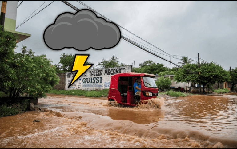 Piden extremar precauciones a la población en general en las zonas de los estados mencionados por lluvias, viento y oleaje. EFE / ARCHIVO