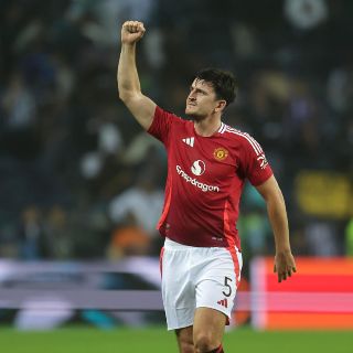 El Manchester United se salva del ridículo