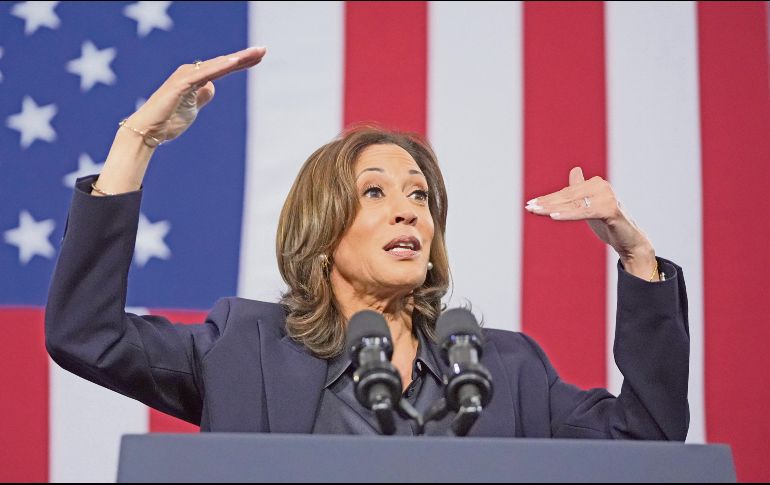 La vicepresidenta se reunió con obreros, empleadores y líderes de trabajadores. EFE