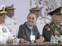 Claudia Sheinbaum conmemoró ayer la Constitución de 1824 y los 203 años de la Armada de México. EFE