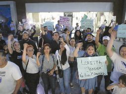 Los trabajadores del Poder Judicial lanzaron consignas contra la ministra Ortiz. EFE