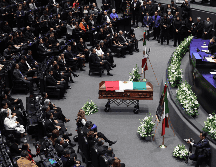 Se realiza el homenaje a la diputada Ifigenia Martha Martínez y Hernández, quien falleció el sábado pasado. SUN