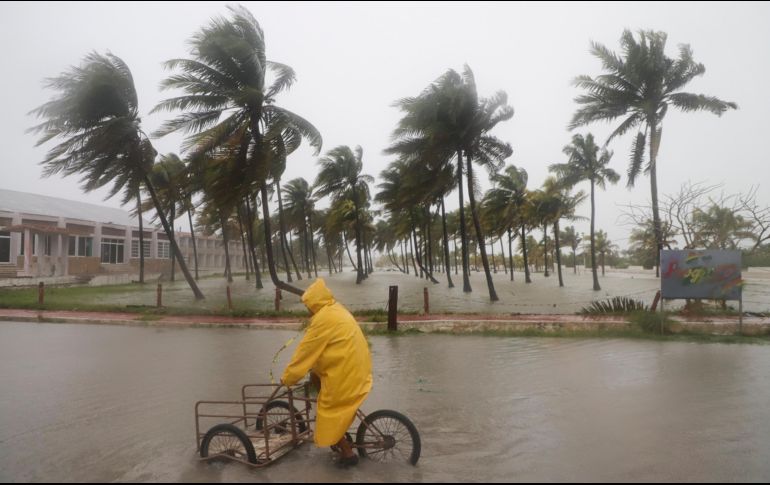La gobernadora de Quintana Roo, Mara Lezama, reportó 