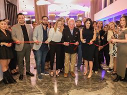 Javier Barragán, Laura Michel, Armando Cantú y Claudia Elizalde en el corte de listón de Brelia Residences. GENTE BIEN JALISCO/ A. Martínez