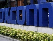 El gobernador del estado celebró la nueva planta de Foxconn. AP/ARCHIVO.