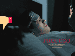 Los efectos negativos de desvelarse en el celular van desde lo físico a lo psicológico. ESPECIAL/Pexels y CANVA