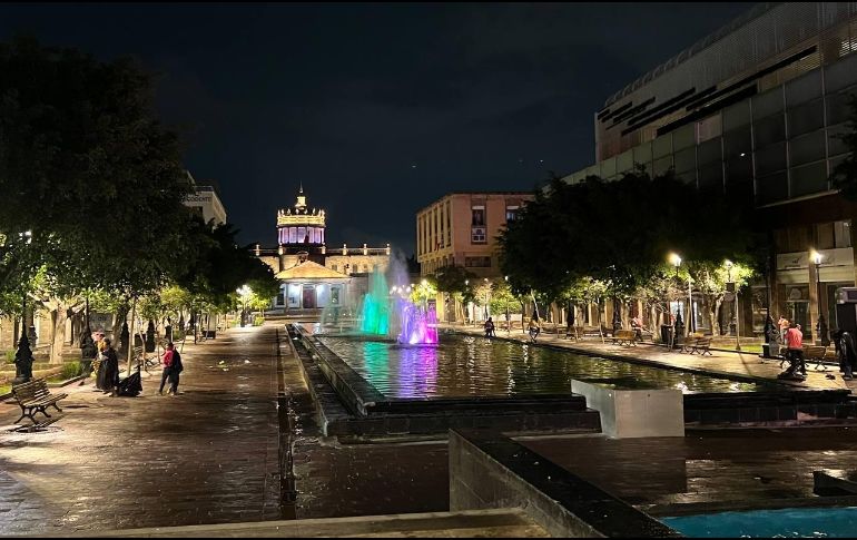 La primera presidenta ha llamado a empresarios de Centro Histórico, así como visitantes a trabajar en conjunto para mantener la limpieza del primer cuadro. CORTESÍA
