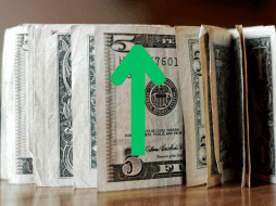 El dólar ha encadenado dos jornadas consecutivas de ganancias. Pixabay / Canva