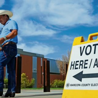 Arizona abre las votaciones anticipadas