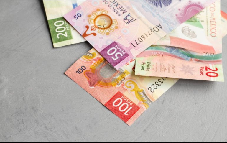 La decisión del aumento salarial se tomará en diciembre cuando se reúnan en la Comisión Nacional de Salarios Mínimos (Conasami) los representantes de patrones, trabajadores y del gobierno. ESPECIAL/ Imagen de Freepik