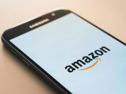 Amazon, una de las compañías tecnológicas más grandes y centradas en la innovación, ofrece una amplia gama de oportunidades laborales. Unsplash.