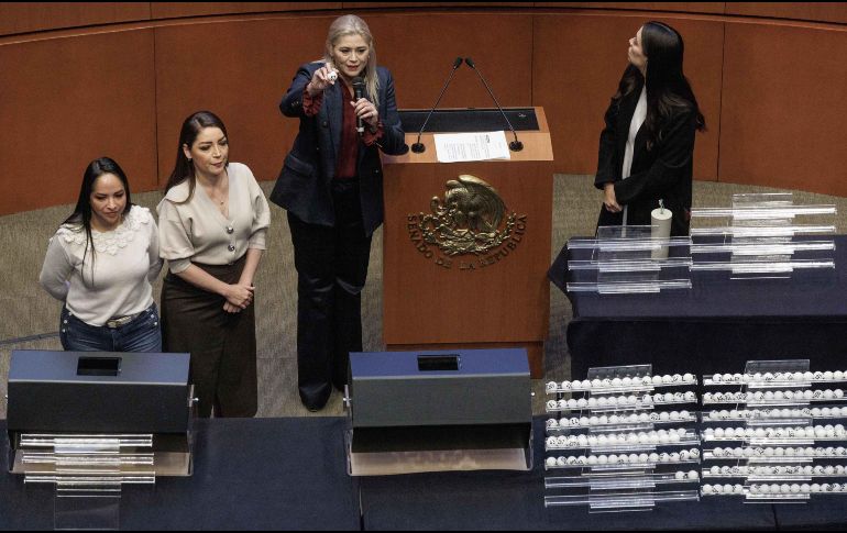 En el pleno de la cámara de senadores se lleva a cabo la sesión ordinaria para el proceso de insaculación para seleccionar la mitad de los cargos de jueces y magistrados. SUN