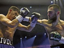 Los últimos tres rounds fueron decisivos para la victoria de Artur Beterbiev. ESPECIAL