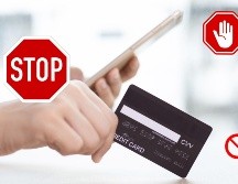 Retirar efectivo de un cajero automático con una tarjeta de crédito puede ser un recurso tentador, pero los altos intereses y las tarifas adicionales lo convierten en una opción costosa. CANVA