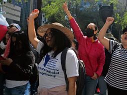 Para mostrar el rechazo ante el sorteo, decenas de trabajadores se movilizaron en la Cámara Alta. SUN / F. RODRÍGUEZ