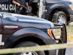 Al arribar las corporaciones de seguridad y elementos de Protección Civil confirmaron que un masculino perdió la vida y otro más estaba lesionado, quien fue trasladado a recibir atención médica. SUN / ARCHIVO