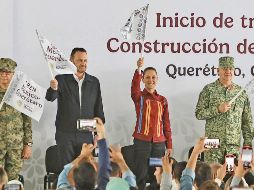 El nuevo tren de pasajeros promete recorrer la ruta entre la capital del país y Querétaro en una hora 40 minutos, 40% menos del tiempo que se hace ahora en carretera, informó Sheinbaum al anunciar oficialmente el inicio de las obras. EL UNIVERSAL
