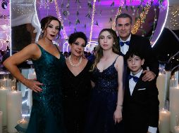 Buby Jiménez, Oralia Rodríguez, Sofía, Juan Pablo y Pablo Álvarez. GENTE BIEN JALISCO/ C. Jimeno