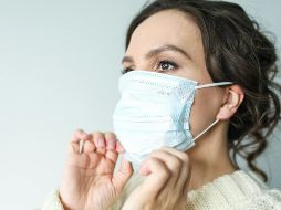 Especialistas de la salud recomiendan evitar el contacto con pacientes de gripe. PEXELS