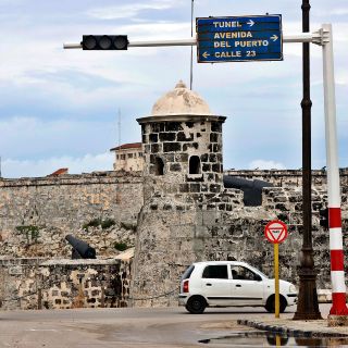 Cuba suspende clases y actividad laboral, tras colapso del sistema energético