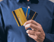 Estos 8 bancos sumaron más de 33 millones de contratos de tarjetas de crédito al cierre del julio pasado. Pexels