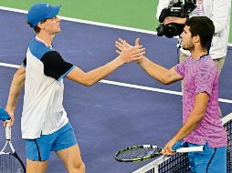 Los duelos entre Jannik Sinner y Carlos Alcaraz se han convertido en el nuevo clásico del tenis varonil. AFP