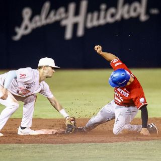 Charros de Jalisco deja escapar serie ante las Águilas