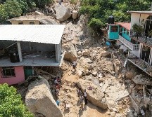 Habitantes de Acapulco acusan abandono de las autoridades. EFE