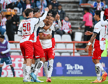 Chivas tiene en el radar a al menos cuatro estrategas para dirigir al primer equipo. IMAGO7 / E. ESPINOSA