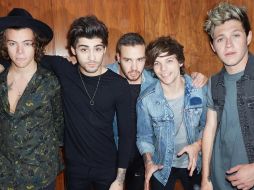 La emoción entre los asistentes era palpable, y muchos consideraron que la presencia de la banda en el evento fue obra del narcotraficante.  FACEBOOK/One Direction