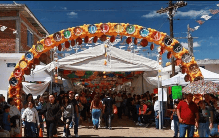 Da inicio la Feria de la Catrina, con presentaciones de artesanos michoacanos. FACEBOOK / Capula Michoacán de Ocampo México.
