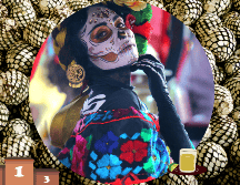 Agaves y mujer disfrazada de catrina. EL INFORMADOR / ARCHIVO