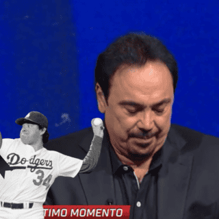 Hugo Sánchez llora en vivo tras la muerte de Fernando Valenzuela (VIDEO)