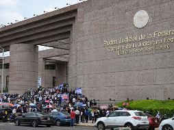 Trabajadores del Poder Judicial realizaron un paro de labores desde hace varias semanas. AFP / ARCHIVO