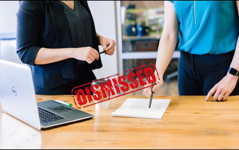 Presta atención a las causas que podrían provocar tu despido. UNSPLASH / A. HIRSCHI