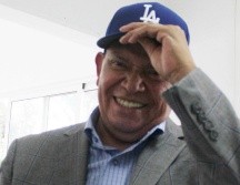 El pelotero mexicano, Fernando Valenzuela, siempre mostró su amor a los Dodgers. ARCHIVO / Agencia EL UNIVERSAL